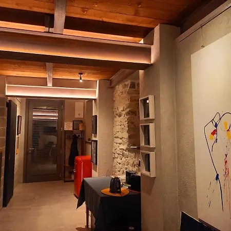 Artist's Atelier Live The Art On Como Lake بْليفيو