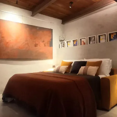 شقة Artist's Atelier Live The Art On Como Lake *