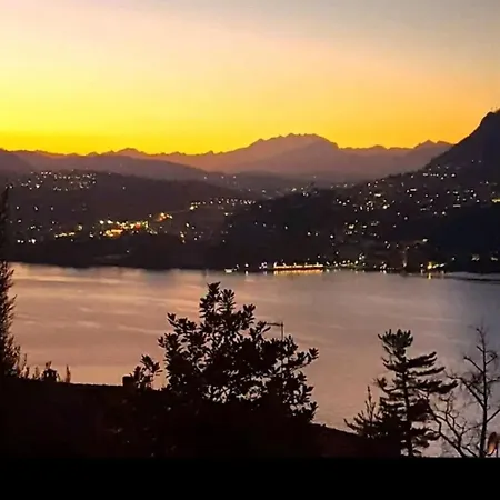 Artist's Atelier Live The Art On Como Lake شقة بْليفيو