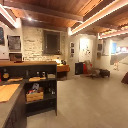 Artist's Atelier Live The Art On Como Lake شقة بْليفيو